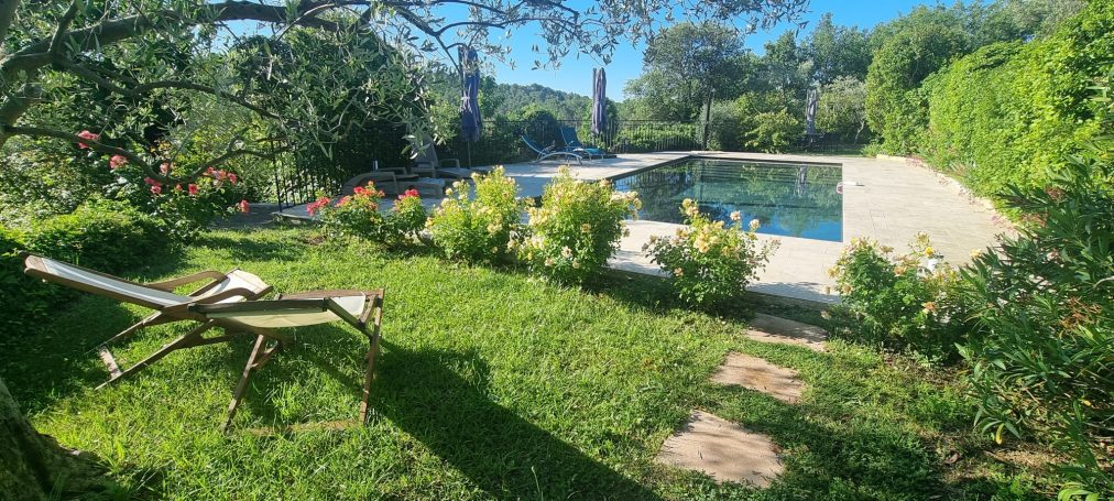 Piscine sans vis à vis